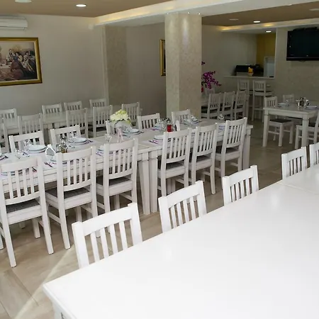 Pelegrino 3*